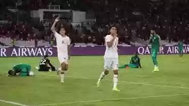 السعودية تتعثر أمام إندونيسيا وتواجه أزمة في تصفيات كأس العالم