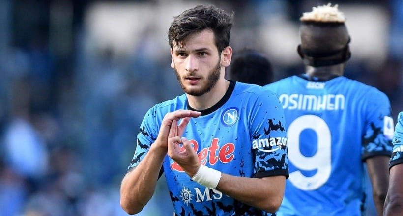 باريس سان جيرمان يعيد اهتمامه بضم كفاراتسخيليا لتعزيز هجومه