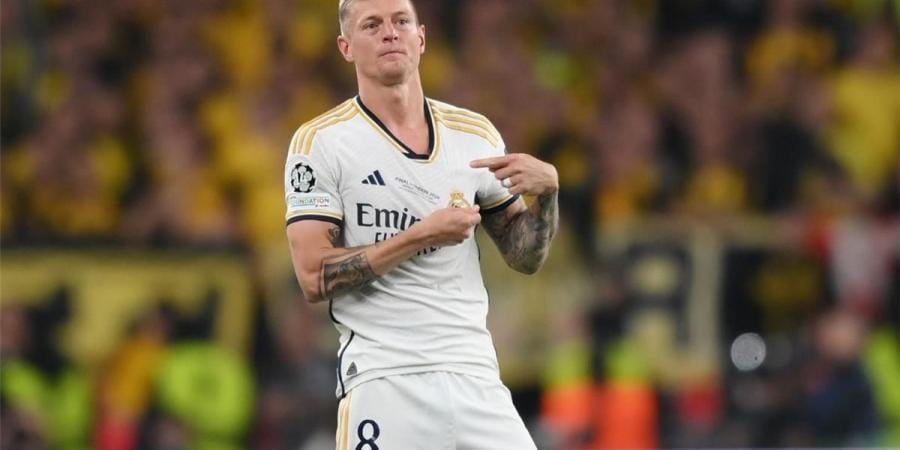 توني كروس يفتح باب العودة إلى ريال مدريد