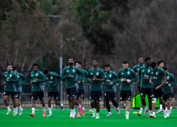 السعودية تستعد لمواجهة أستراليا بقيادة رينارد وتشكيلة جديدة